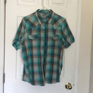 Xxl plus size women’s wrangler pearl snap shirt